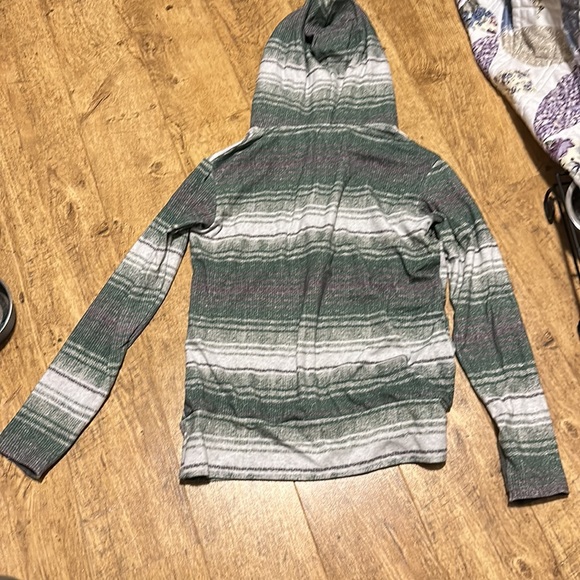 Ampersand Ave HalfZip Sweatshirt - Serape Emerald - Picture 5 of 5